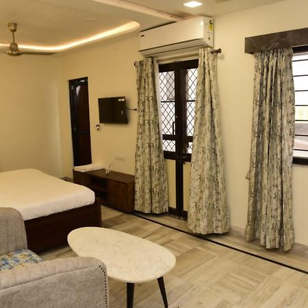 Holiday Out Hotel Jodhpur  Ngoại thất bức ảnh