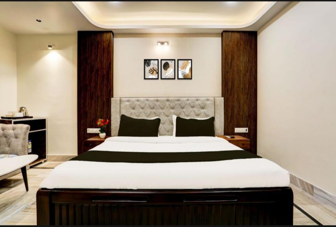 Holiday Out Hotel Jodhpur  Ngoại thất bức ảnh
