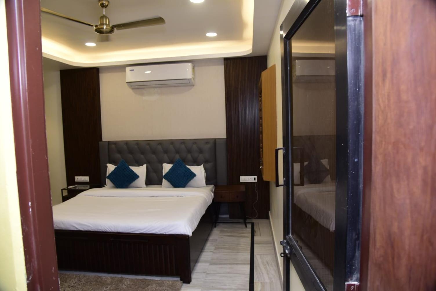 Holiday Out Hotel Jodhpur  Ngoại thất bức ảnh